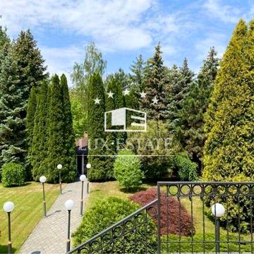 Сдам в аренду дом с бассейном, закрытый КГ Золотые Ворота, Козин. Без%