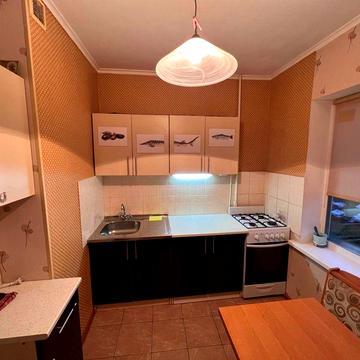 Здаю в оренду 2к квартиру вул.Приозерна 10, Оболонь