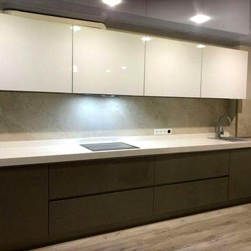 HE S4 Продам однокімнатну квартиру Центр Стрелка євроремонт