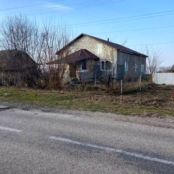 Дом С.Романовка ул.Луганская  2 этажный 8 комнат