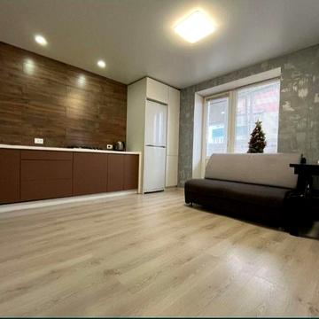 Квартира в центрі з зарядкою для електромобіля та паркінгом. ЖК Казковий