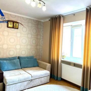 Героїв-Добровольців вул., 4в