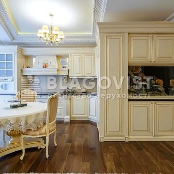 Дмитрівська вул., 80
