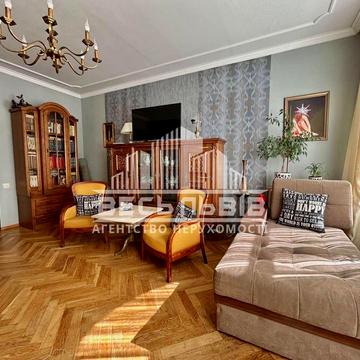Григорія Квітки-Основяненка вул., 28