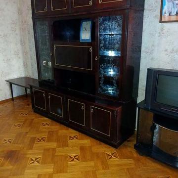 Сдам 2  комнатную свою квартиру на Космонавтов !!!