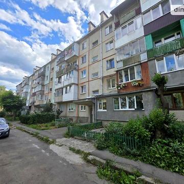 Продаж 3к Квартира Карпатська вулиця