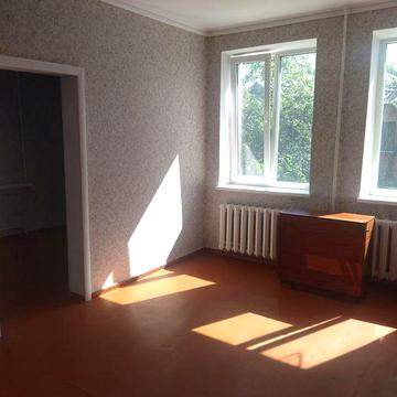 Продам двухкомнатную квартиру ул. Ивана Рашевского