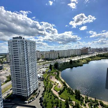 Ревуцького вул., 40-В