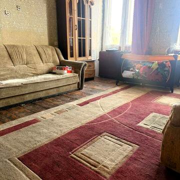 Продам 2х к.кв. пр. Д. Яворницкого 72а окна на т.