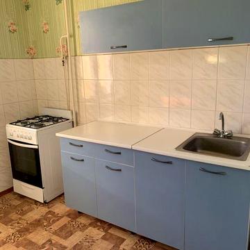 Сдам 1 ком . квартиру !