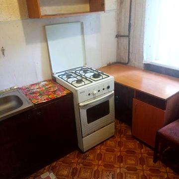 Сдам 2 комнатную квартиру на Заболотного /Москвич