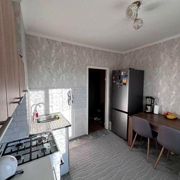Продаж 1к Квартира Небесної Сотні проспект