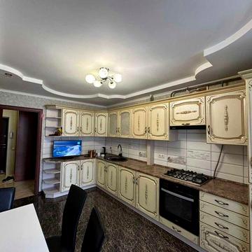 Продаж 2 кім квартира в РАЙОНІ ОЗЕРА (S)