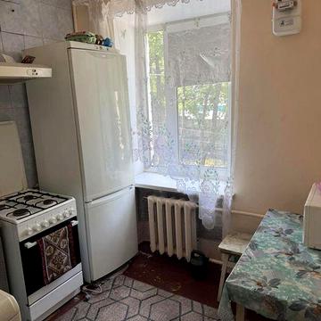 Продажа двухкомнатной квартири 2/5 ,проспект  Петровского . Торг