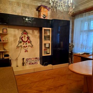 Манежна вул., 34