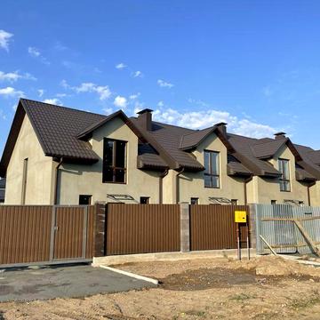Продам дуплекс,будинок в “YOUNG TOWN KHOTIV”с. Хотів,Чабани,Лісники