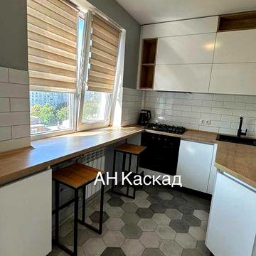 Продам 3х комнатную квартиру, метро Спортивное. Гагарина .Малышева.