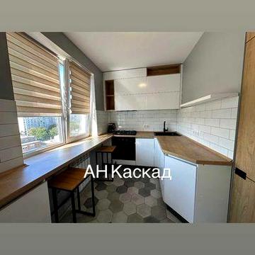 Продам 3х комнатную квартиру, метро Спортивное. Гагарина .Малышева.
