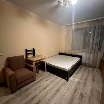 Побутова вул., 4