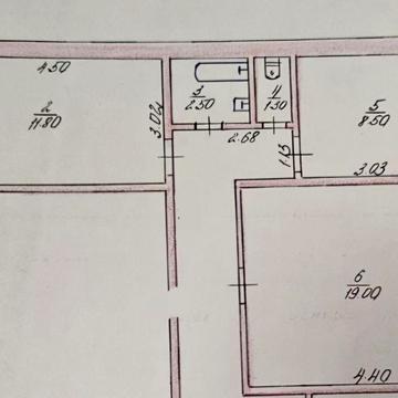 Продаж 2кк/4/5 "чешка", райлікарня.З газовим опаленням,2конт.котел