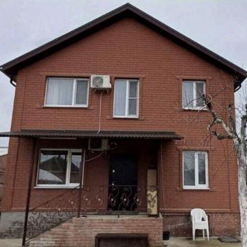 Продається  будинок 130 метрів, ділянка 4 сотки у Варварівці