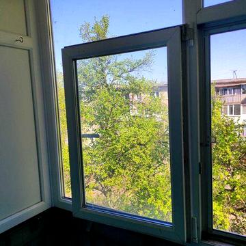 Продам однокомнатную квартиру  в Златопиль
