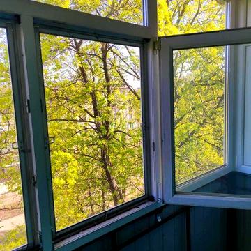 Продам однокомнатную квартиру  в Златопиль