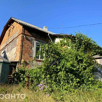 Продається будинок з садом та городом, земельна ділянка 15 сотих