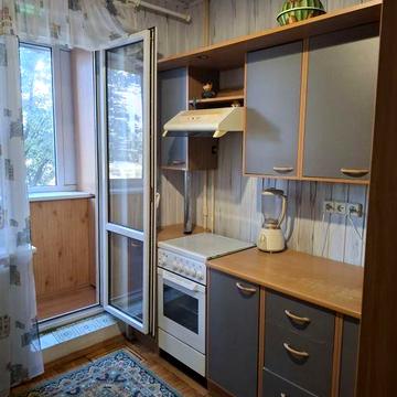 Терміново  продамо 4 кімнатну квартиру на масиві Райдужний