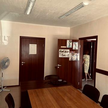 Академіка Корольова вул., 55