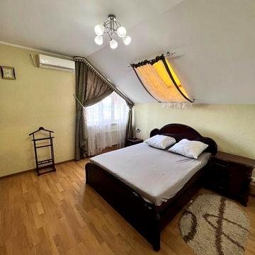 Затишна 1-к.кв. з видом на гори, довгостроково, Помірецька 9