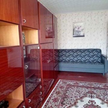 Продам квартиру район с/м  Варус