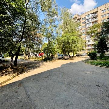 Минайська вул., 111