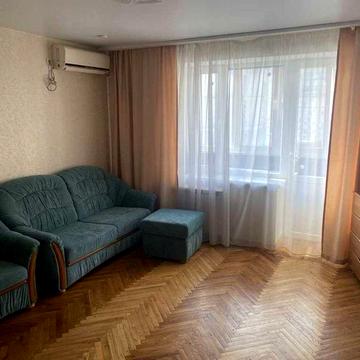 Долгосрочная аренда 1к квартиры на пр. Леси Украинки 15.