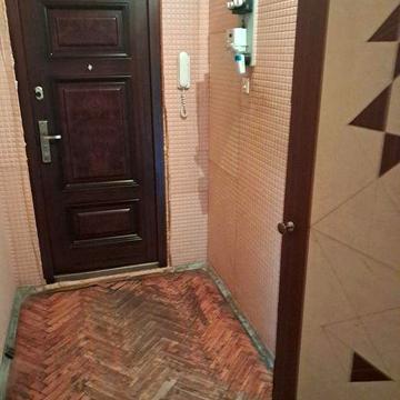 Святошинский р н Покотило/Квартвелішвілі/ 9  продаю 2 комн кв 51 кв м