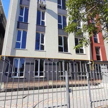 Продам 2 ком квартиру в сданном доме. Газовый котел. Кирпич.