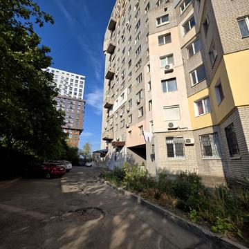 Зоряний бульв., 1