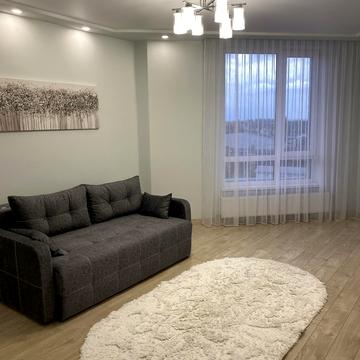 Богдана-Ігора Антонича вул., 7