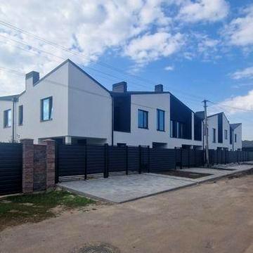 Таунхаус навпроти парку Олександрія. Кутовий