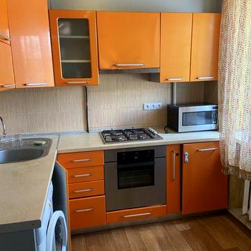 Продам 2-кв на Холодной горе.