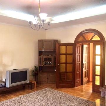 Федора Потушняка вул. (Благоєва), 7