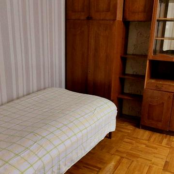 Академіка Корольова вул., 10-А