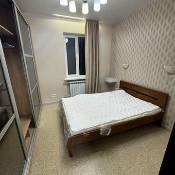 Черняховського вул., 25