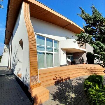 Продаж 13к Дім Нова вулиця