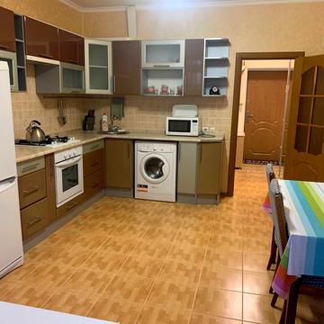 Садова вул., 5