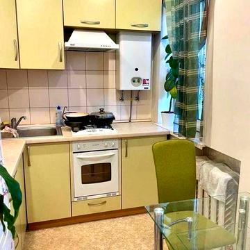 Оренда, 2х кімнатной квартири по вул. Мостова, 6а