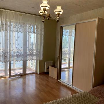 Метрологічна вул., 109