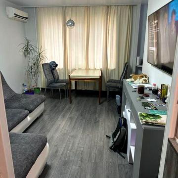 Продаж 3ккв біля метро Перемоги