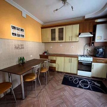 Тиводара Легоцького вул., 25