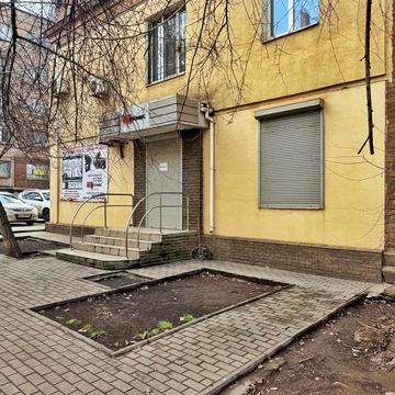 Тесленка вул., 2